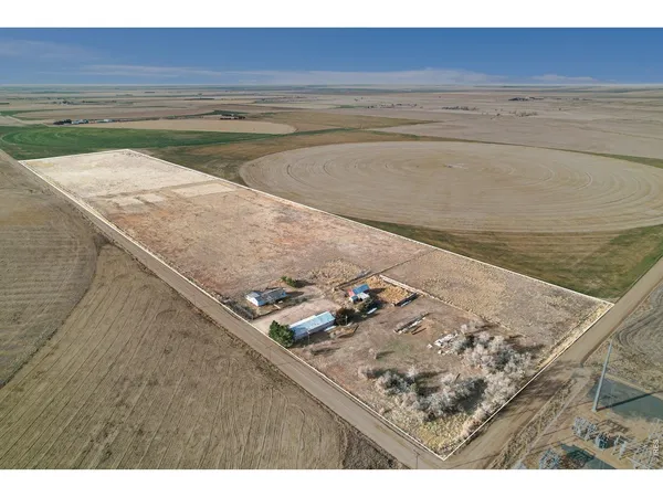 $465,000 | 901 County Road 3, Wiggins, CO 80654