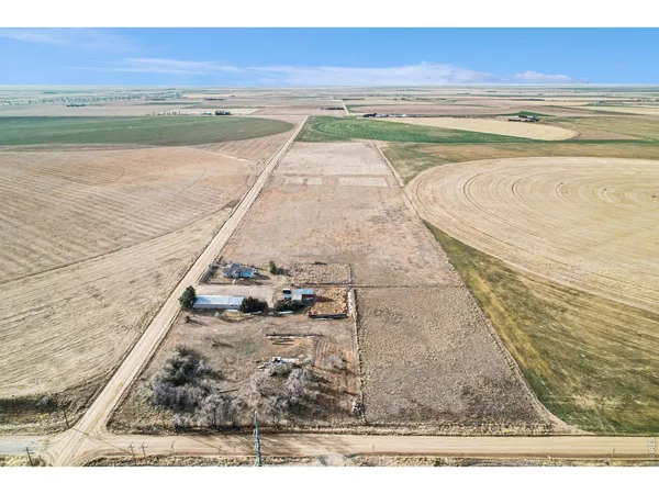 $465,000 | 901 County Road 3, Wiggins, CO 80654