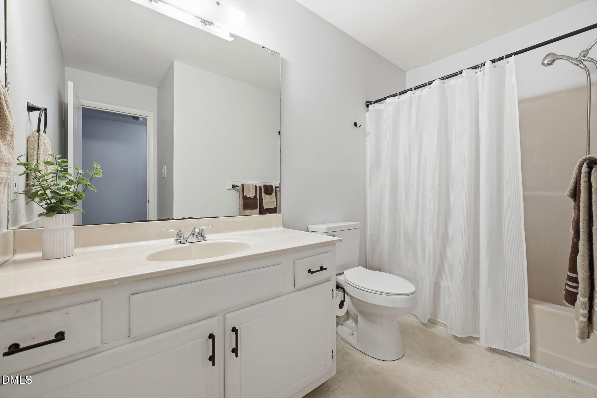 2104 Spring Forest Road Raleigh, NC 27615 - Photo 18 of 30 31-web-or-mls-IMG_3423_edit