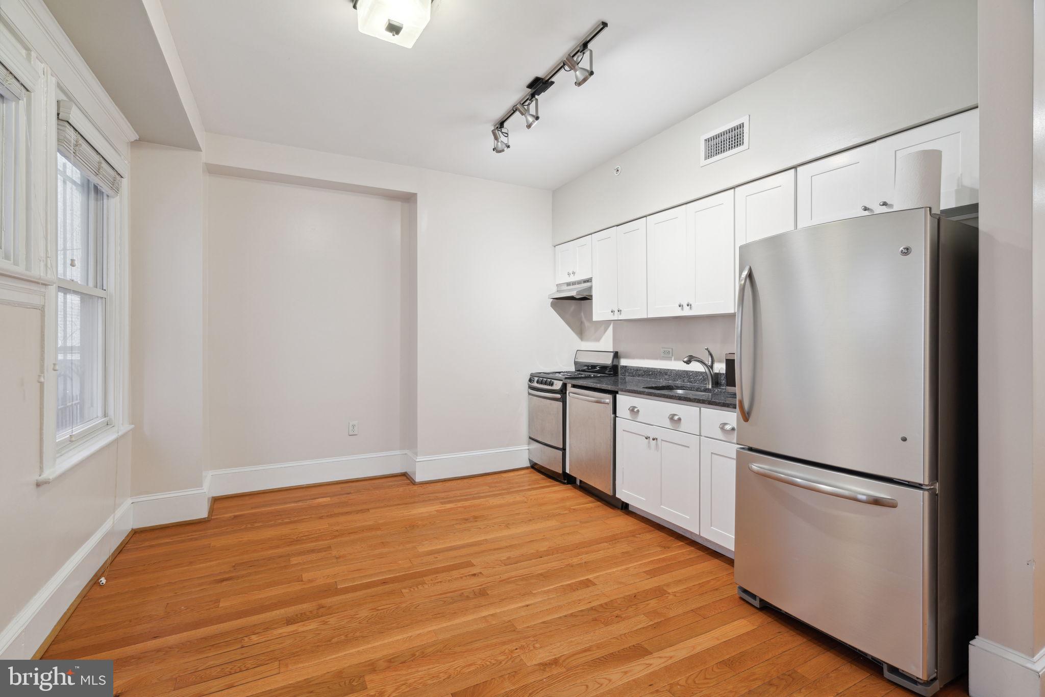 1955 Locust Street, Unit 1R Philadelphia, PA 19103 - Photo 3 of 16