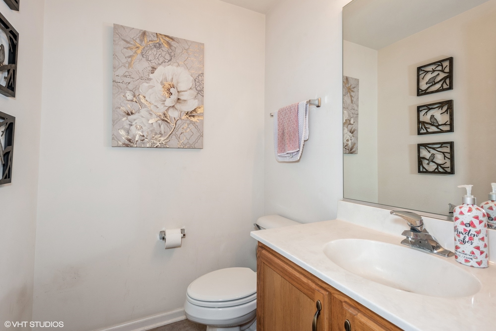3207 Raphael Court St. Charles, IL 60175 - Photo 5 of 10