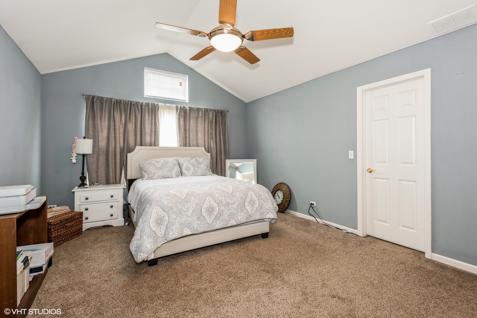 3207 Raphael Court St. Charles, IL 60175 - Photo 6 of 10