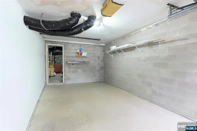 a view of walk in closet