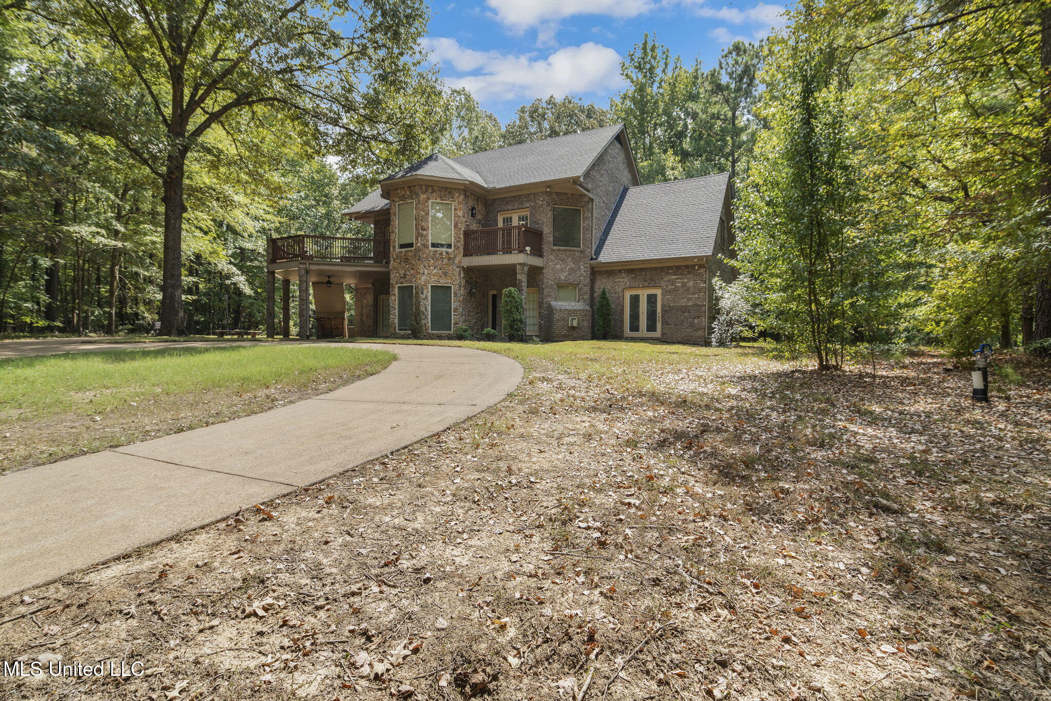 1209 Flint Lock Cove Hernando, MS 38632 - Photo 6 of 52 3-web-or-mls-1209 Flint Lock Cove-03