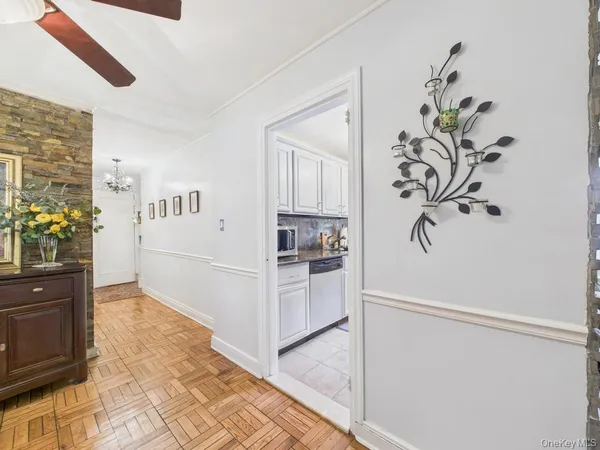 $299,999 | 72-61 113th Street, Unit 2Z | Forest Hills