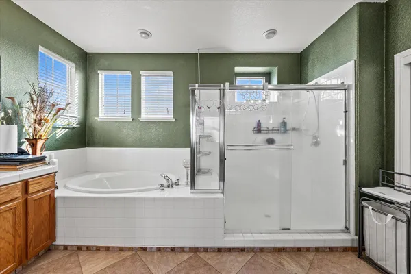 $735,000 | 9820 Spring View Way, Elk Grove, CA 95757