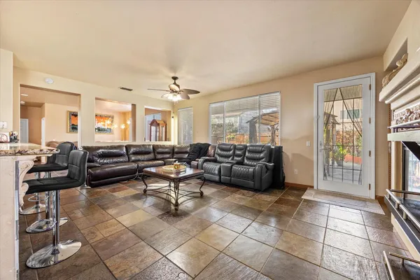 $735,000 | 9820 Spring View Way, Elk Grove, CA 95757
