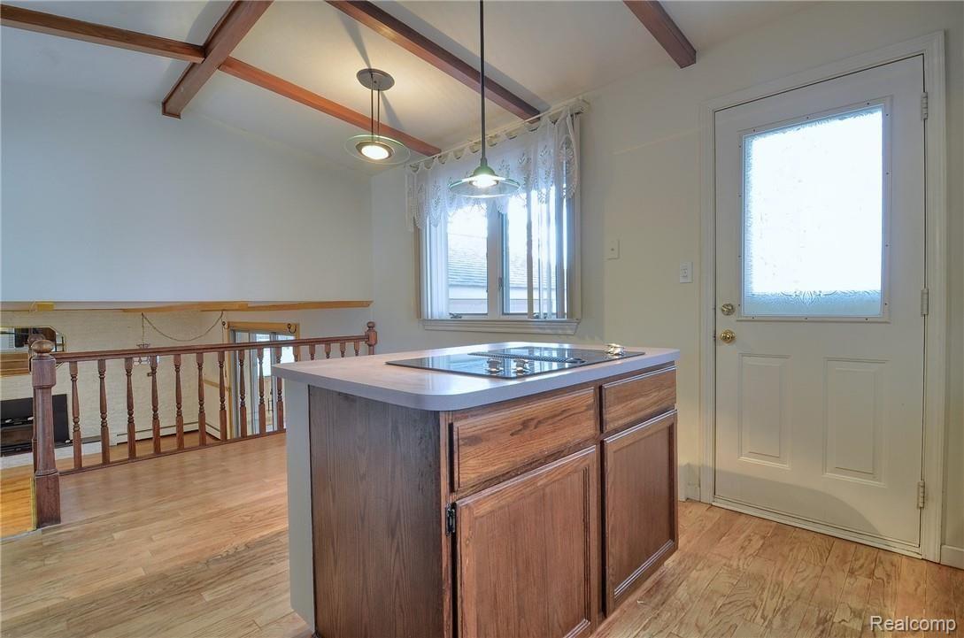 1081 Crooked Lake Road Fenton, MI 48430 - Photo 5 of 32 Kitchen-3rd-View.jpg