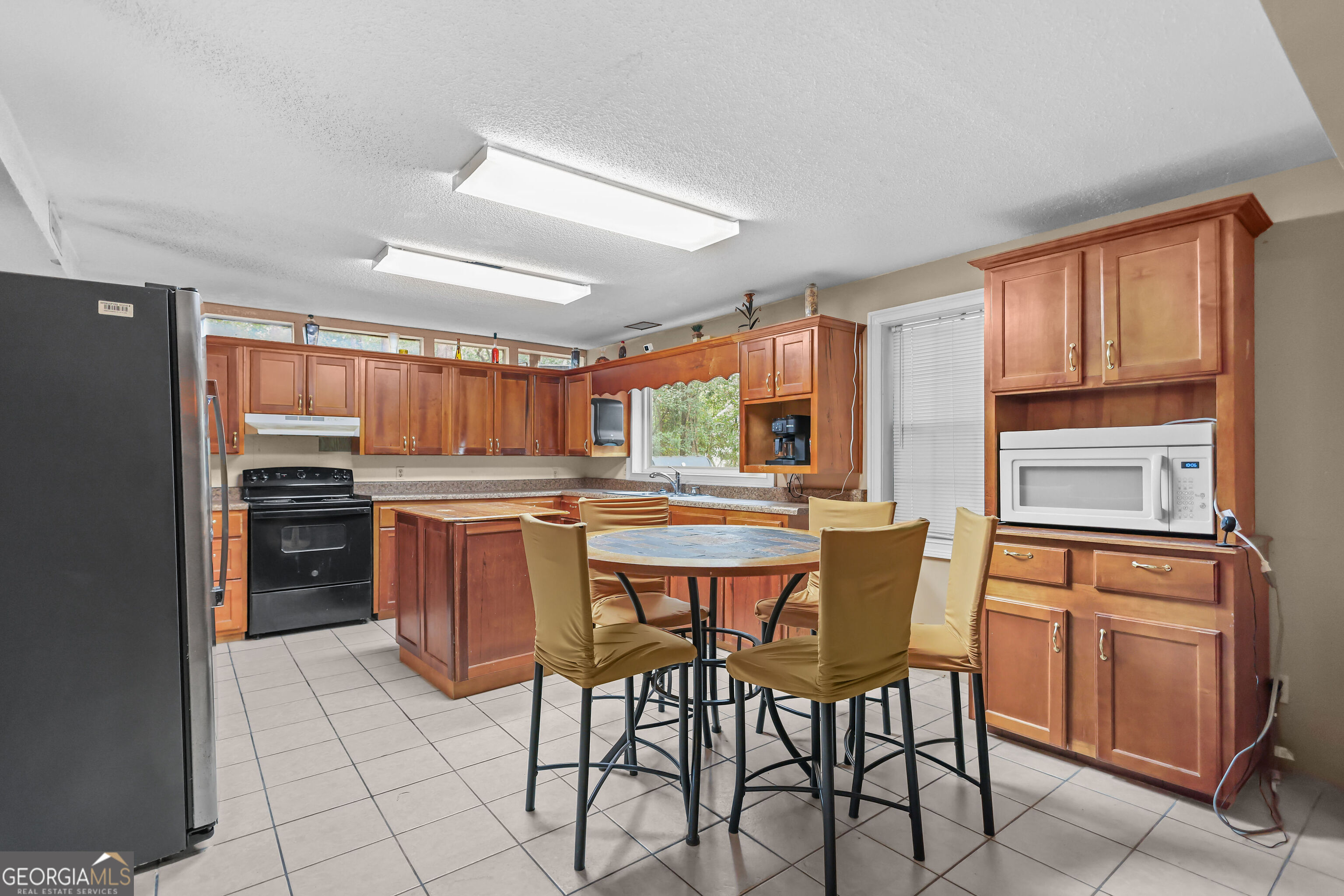 412 Willow Street Jesup, GA 31546 - Photo 7 of 37
