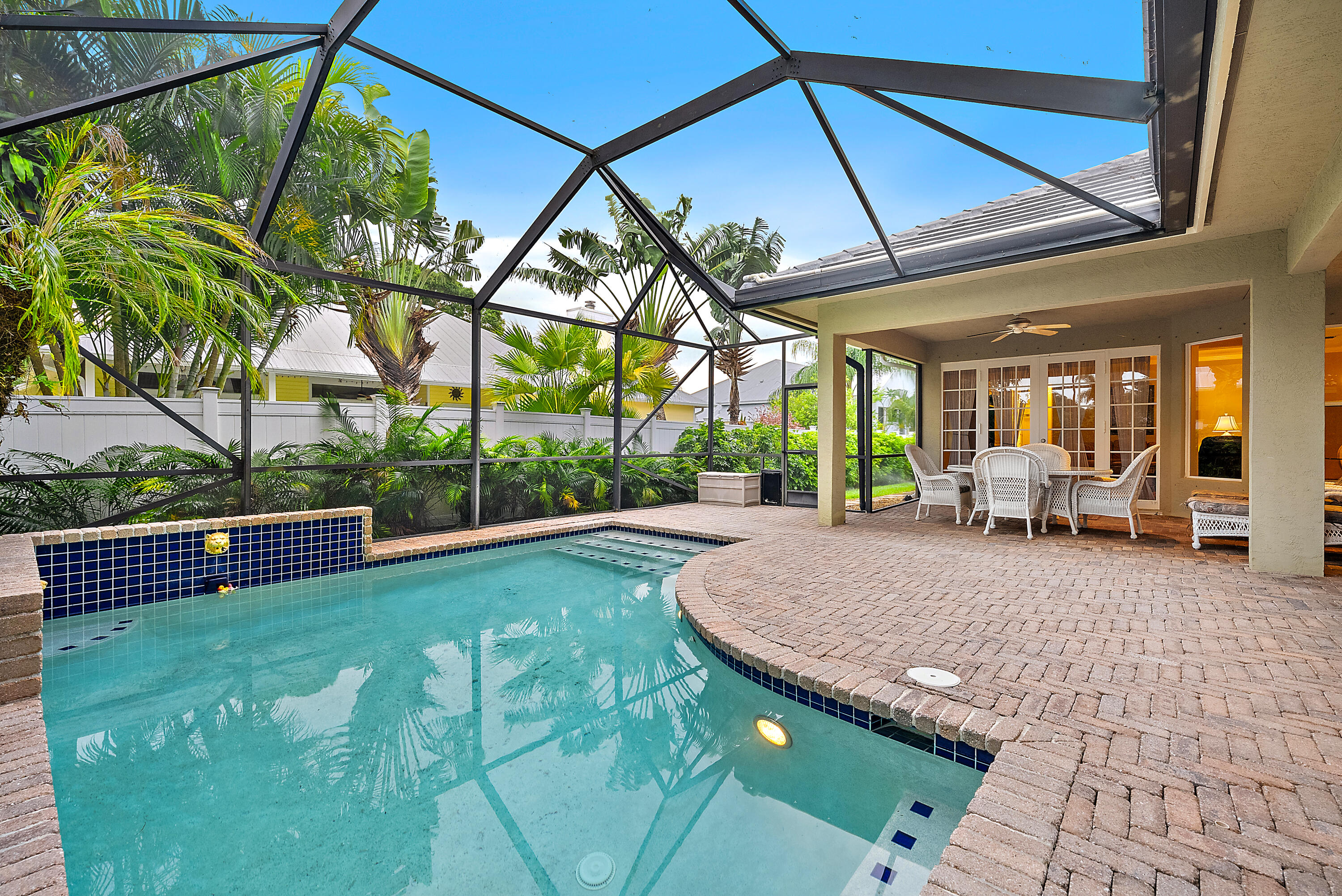 18974 Southeast Jupiter River Drive Jupiter, FL 33458 - Photo 23 of 40 18974 SE Jupiter River Dr-32