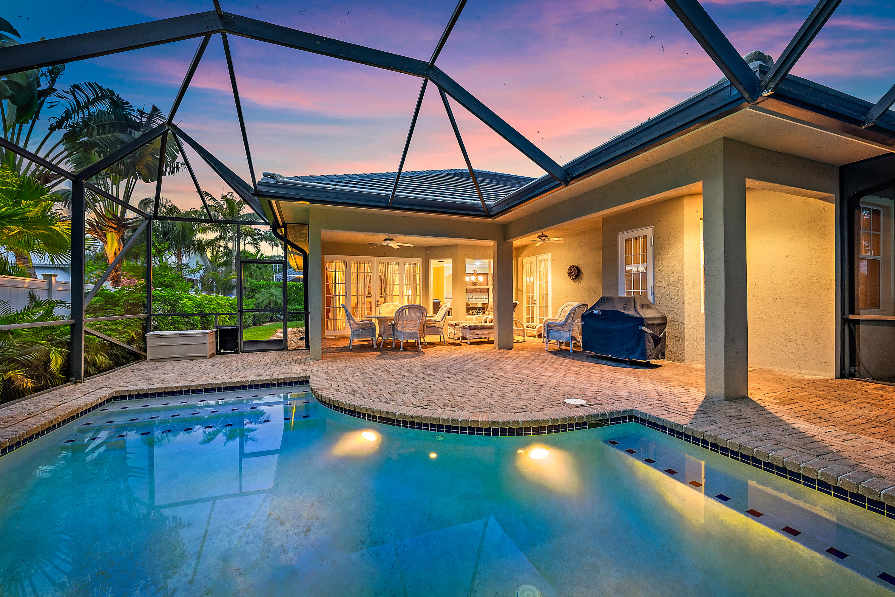 18974 Southeast Jupiter River Drive Jupiter, FL 33458 - Photo 3 of 40 18974 SE Jupiter River Dr-37