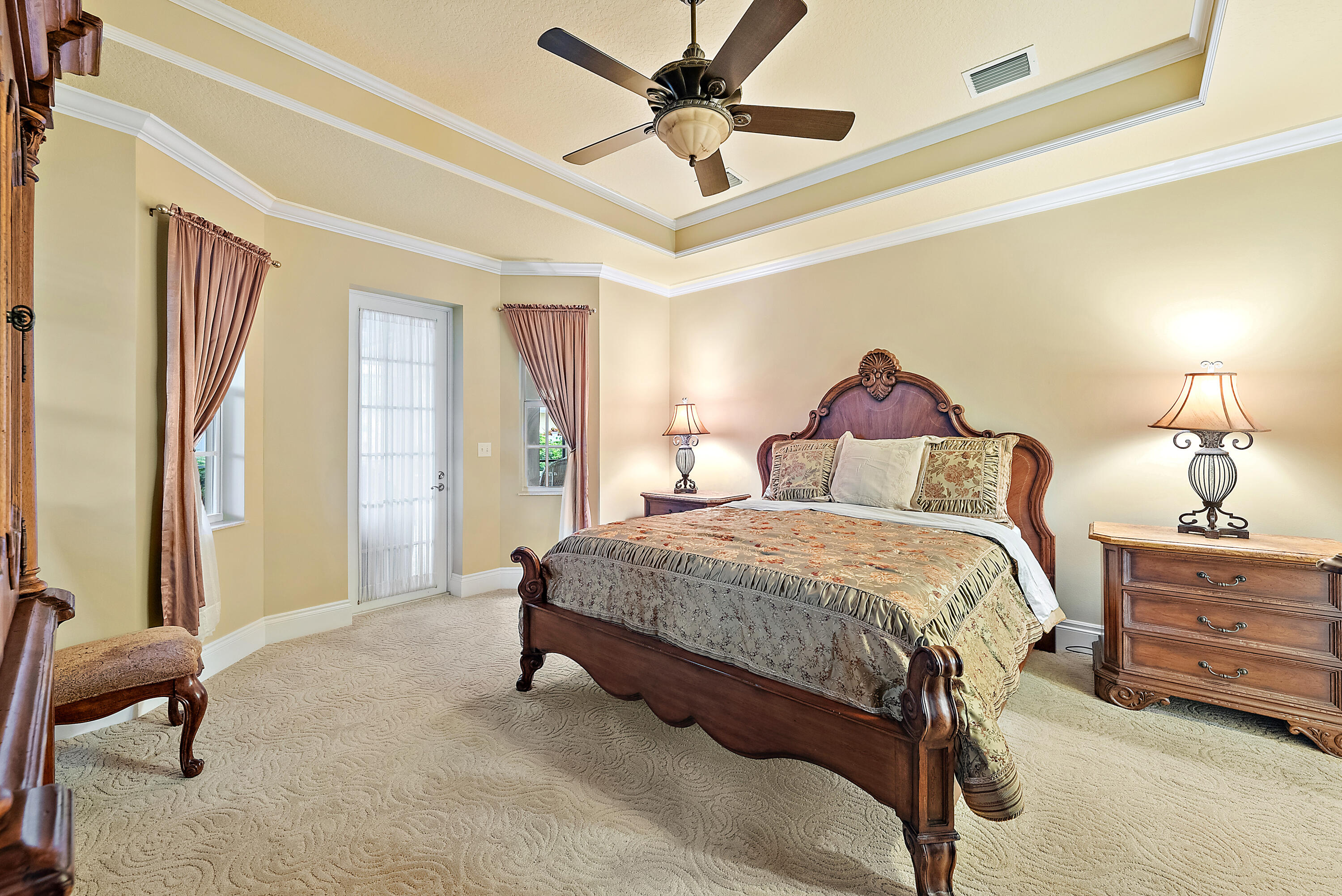 18974 Southeast Jupiter River Drive Jupiter, FL 33458 - Photo 10 of 40 18974 SE Jupiter River Dr-11