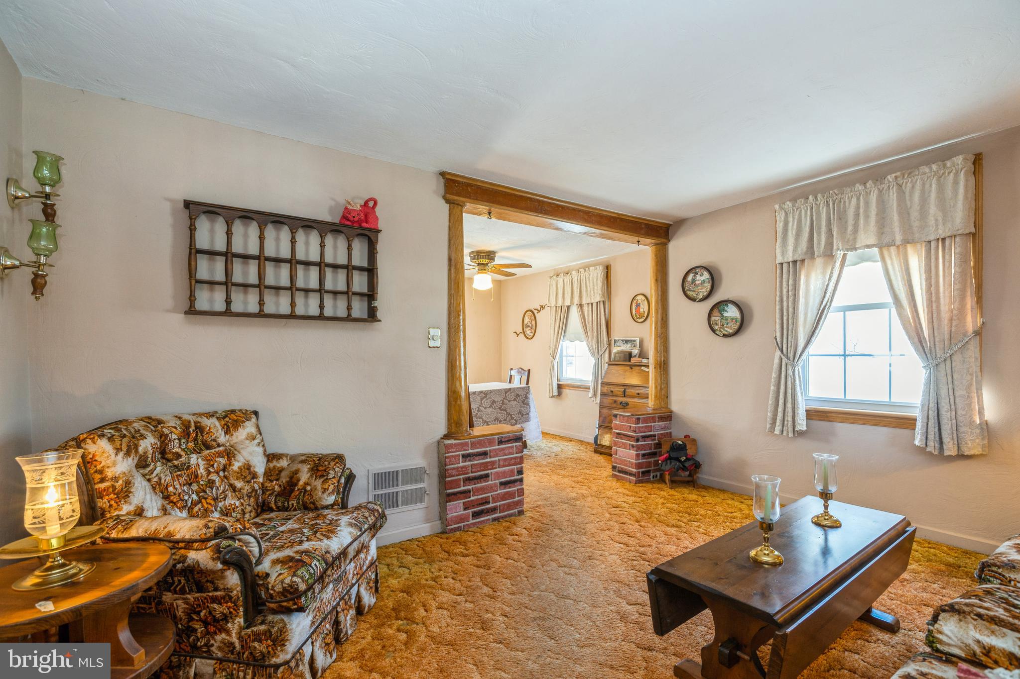 434 Hoover Road Ambler, PA 19002 - Photo 4 of 24