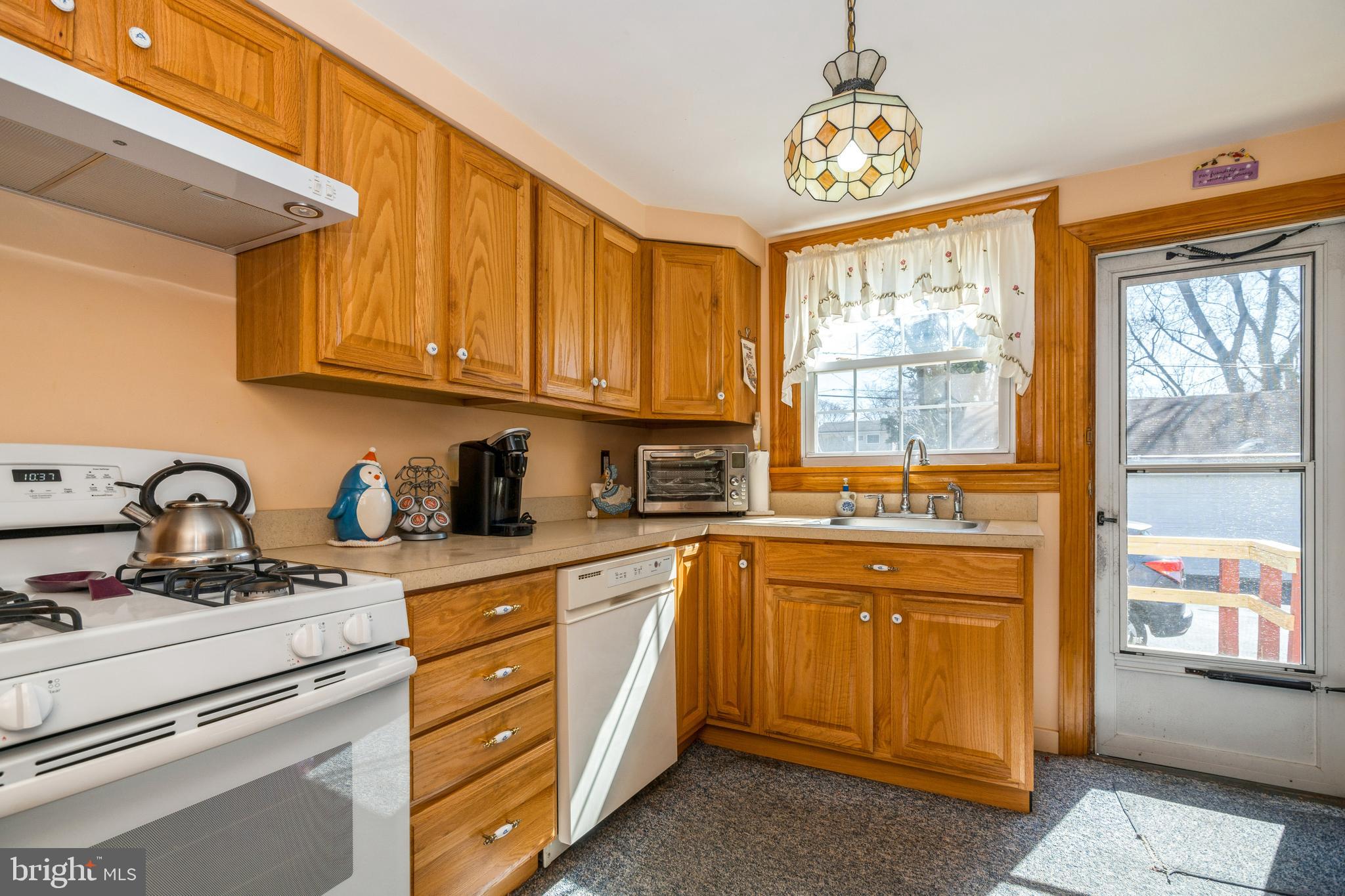 434 Hoover Road Ambler, PA 19002 - Photo 10 of 24