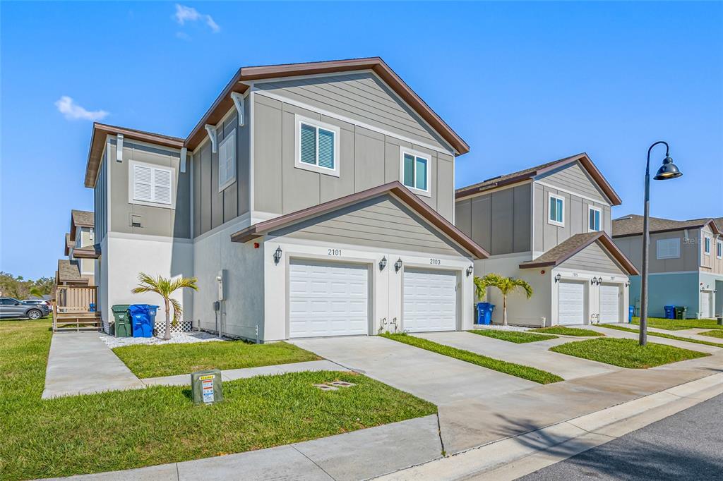 3301 Whitney Road Clearwater, FL 33760 - Photo 2 of 50
