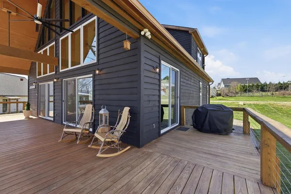 $649,900 | 784 Sneaking Creek Drive, Hayesville, NC 28904