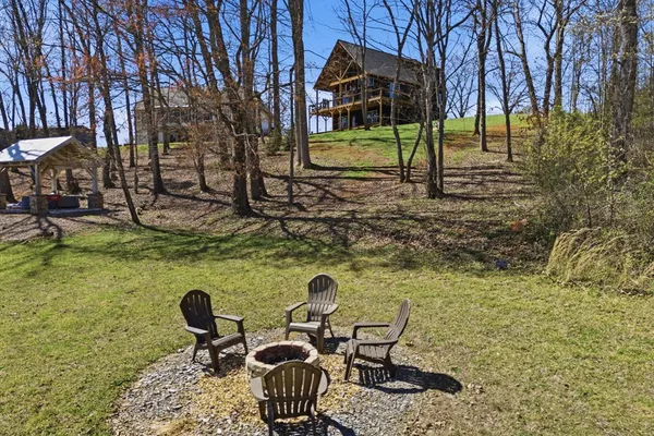 $649,900 | 784 Sneaking Creek Drive, Hayesville, NC 28904