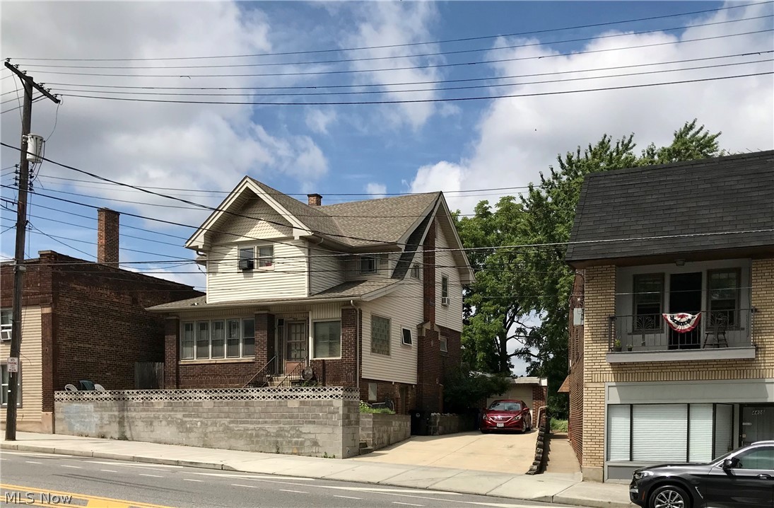 4410 Pearl Road Cleveland, OH 44109 - Photo 3 of 13