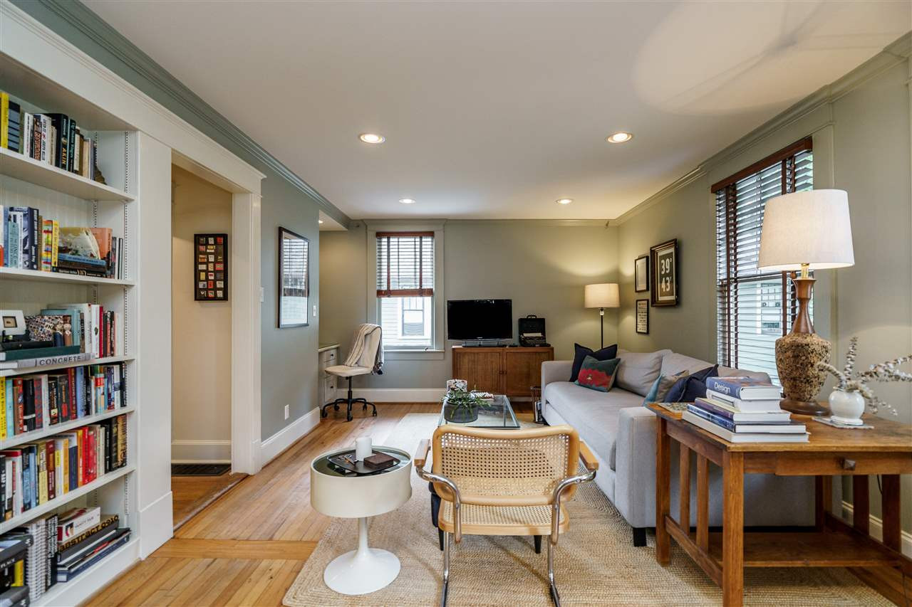 121 Hudson Street Raleigh, NC 27608 - Photo 17 of 30 Family Room