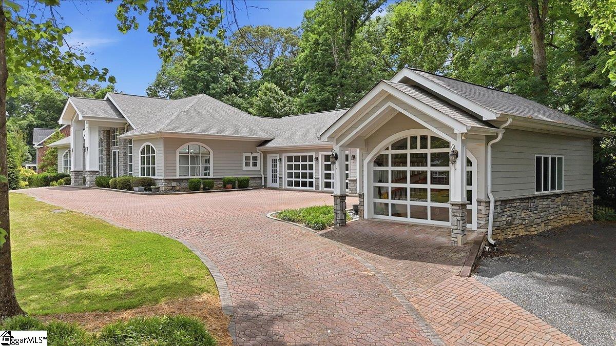 102 Greenleaf Lane Easley, SC 29642 - Photo 4 of 49