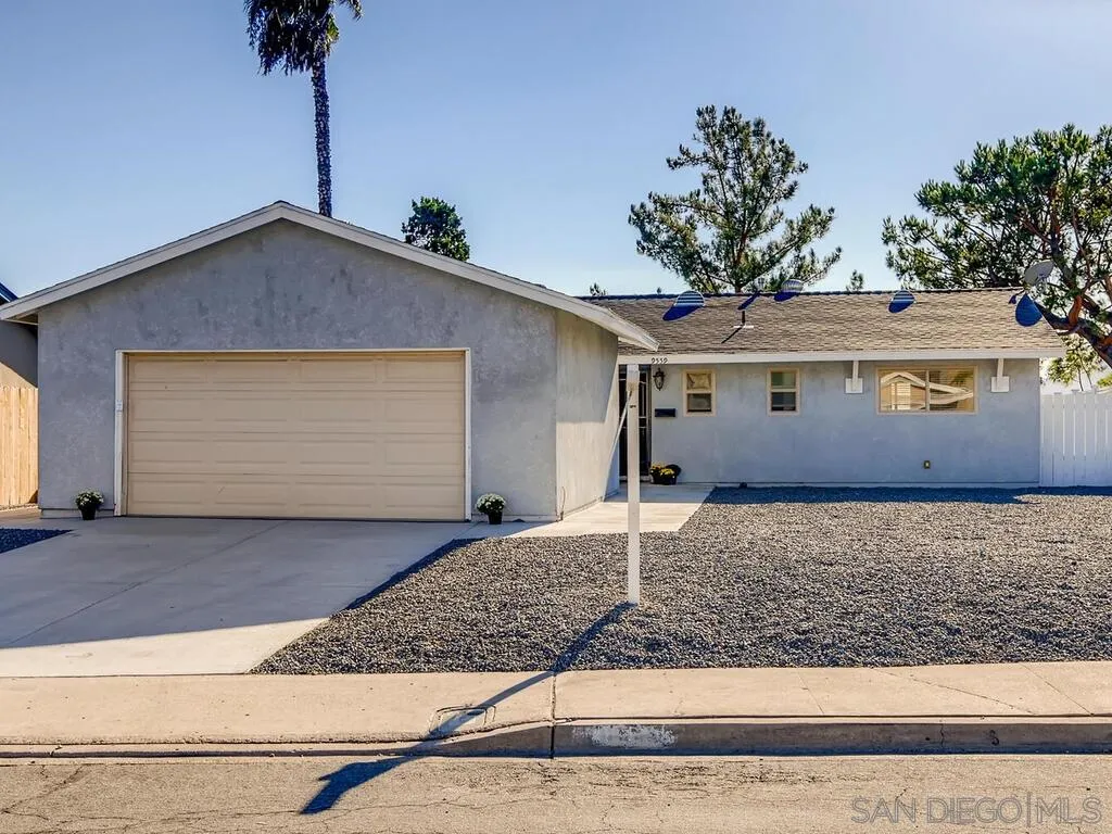 9559 Tuthill Way Santee, CA 92071 - Photo 5 of 27 a front view of a house with garden