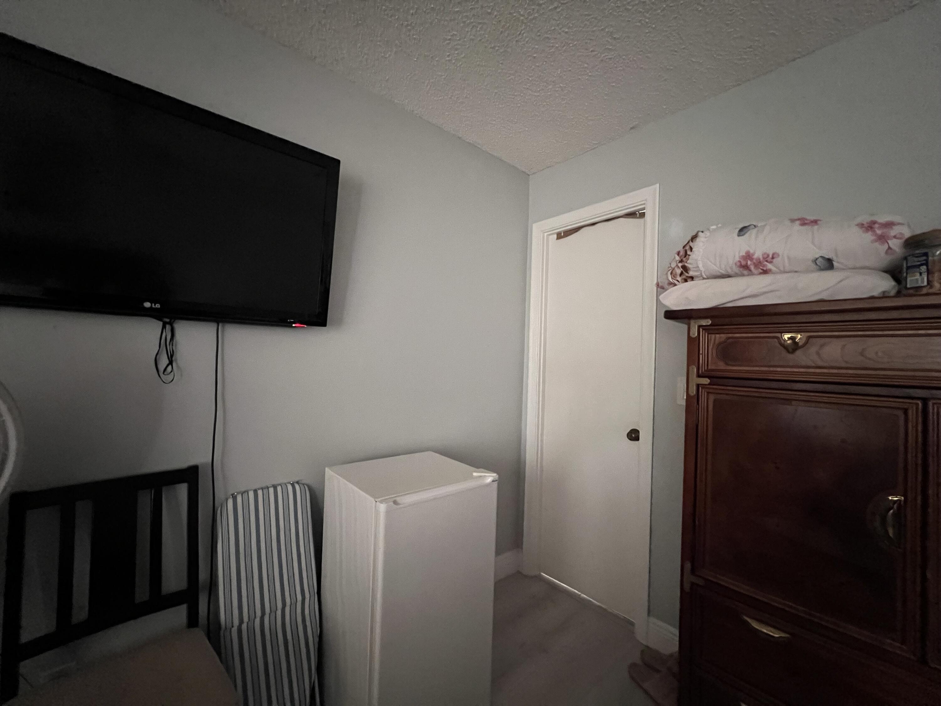 846 Banks Road, Unit 846 Pompano Beach, FL 33063 - Photo 13 of 40 IMG_5058