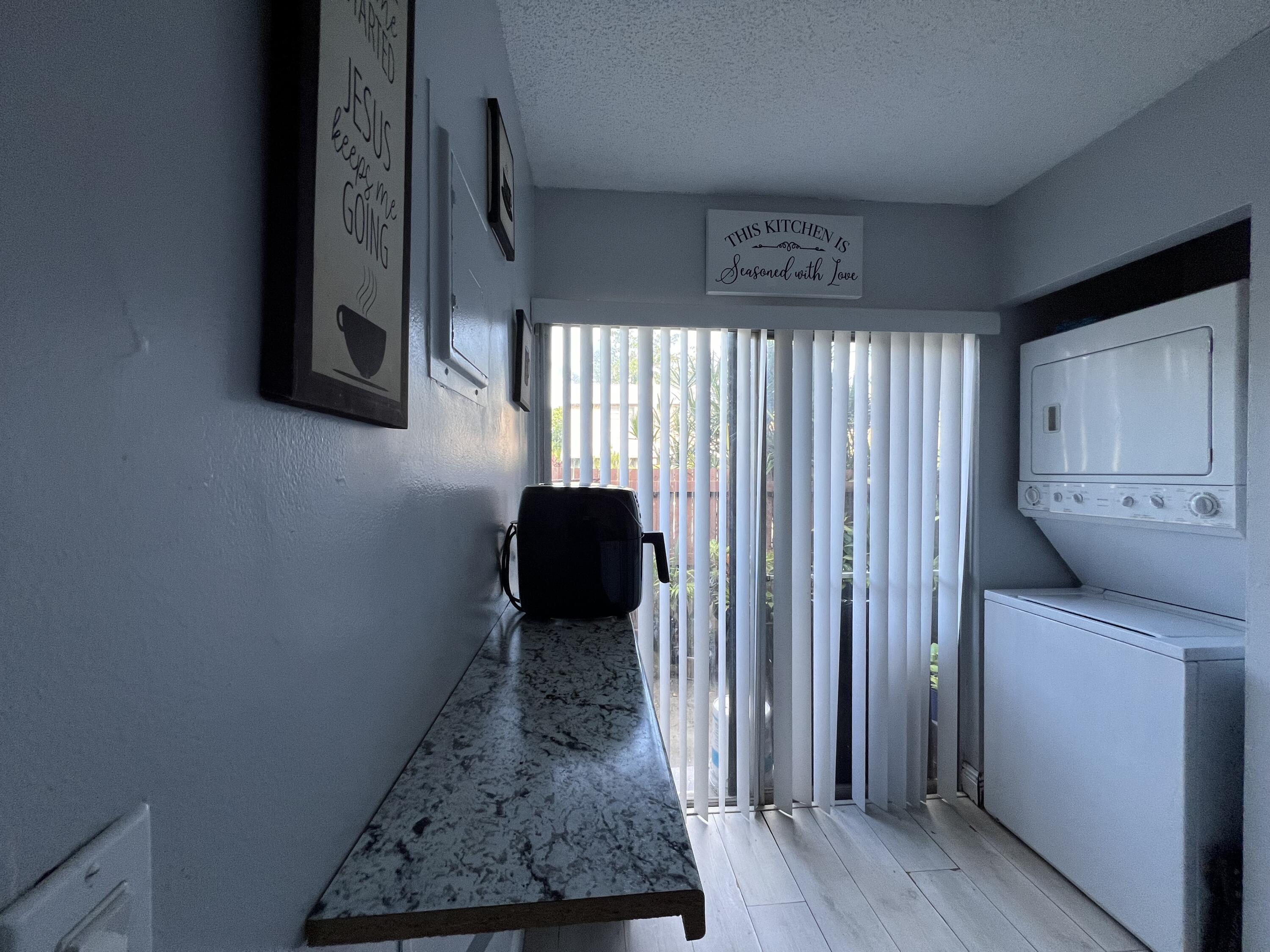 846 Banks Road, Unit 846 Pompano Beach, FL 33063 - Photo 9 of 40 IMG_5029