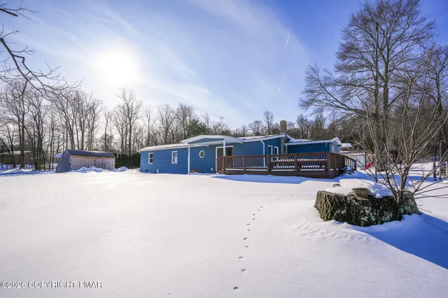 $215,000 | 8600 Delong Drive, Slatington, PA 18080