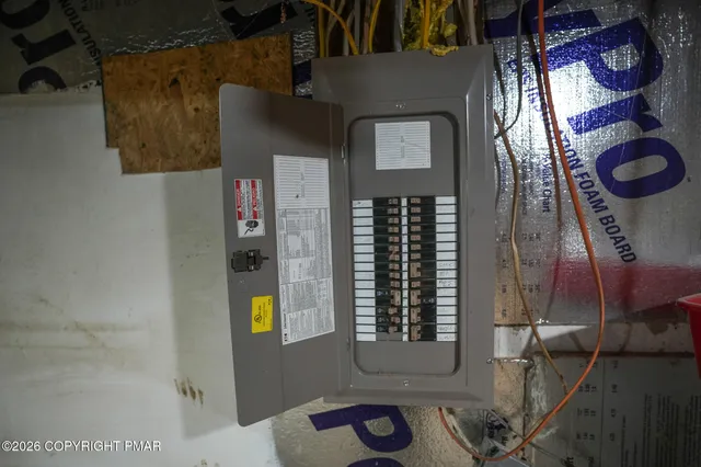 $215,000 | 8600 Delong Drive, Slatington, PA 18080