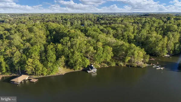 $1,989,000 | 6406 Carter Lane, Mineral, VA 23117