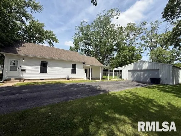 $149,900 | 607 North McLaren Street, Marion, IL 62959