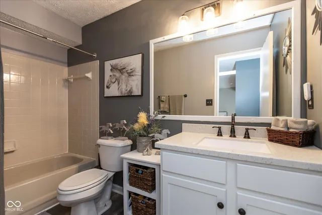 $215,000 | 9415 Wimbledon Court, Indianapolis, IN 46250