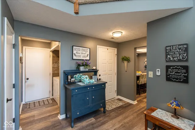 $215,000 | 9415 Wimbledon Court, Indianapolis, IN 46250