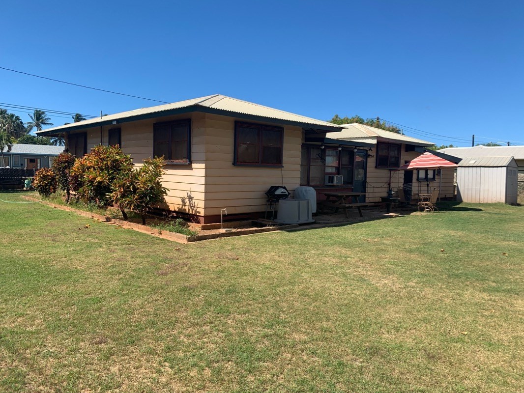 7975 Ulili Road Kekaha, HI 96752 - Photo 1 of 12 a view of a house with backyard and garden