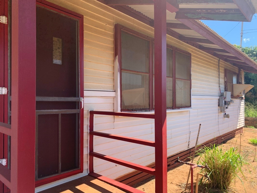 7975 Ulili Road Kekaha, HI 96752 - Photo 2 of 12 a view of front door