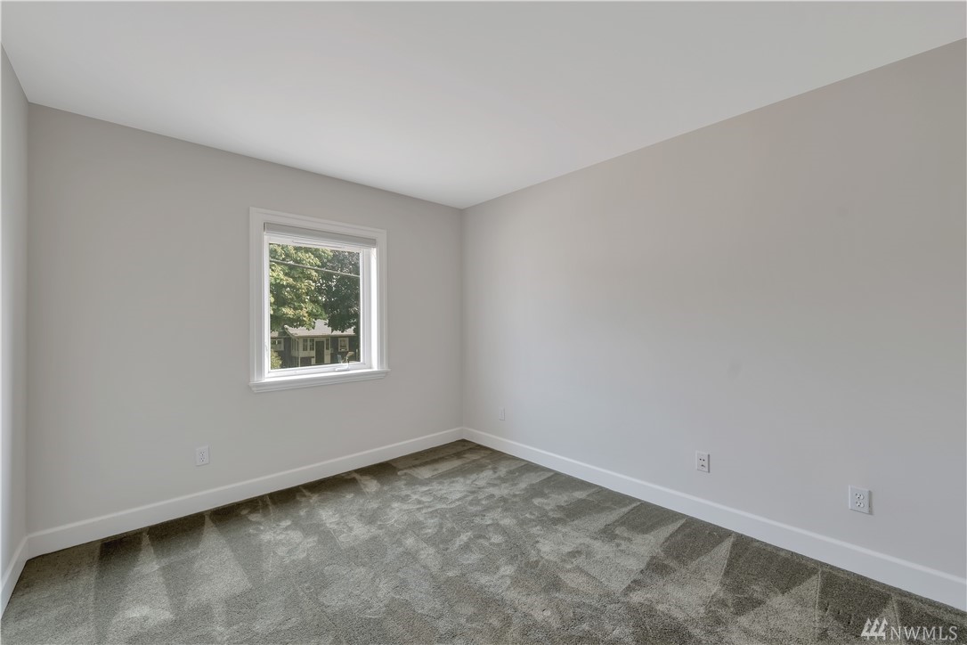 3315 Rockefeller Avenue, Unit 5 Everett, WA 98201 - Photo 15 of 23