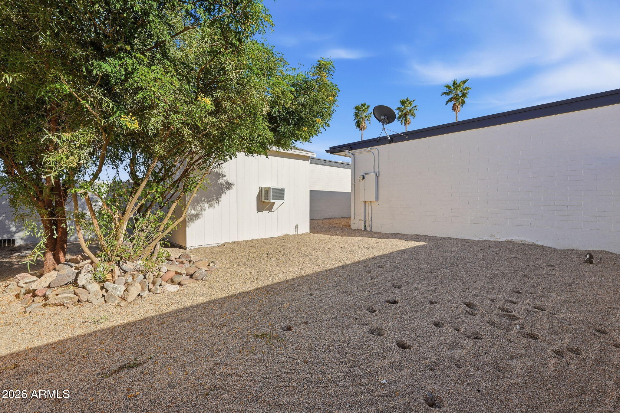 720 East Dobbins Road Phoenix, AZ 85042 - Photo 29 of 34 Backyard
