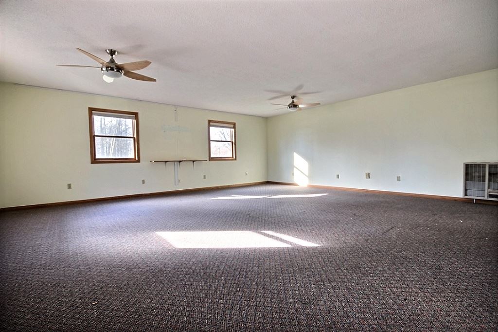 2230 Maples Road Fort Wayne, IN 46816 - Photo 3 of 27
