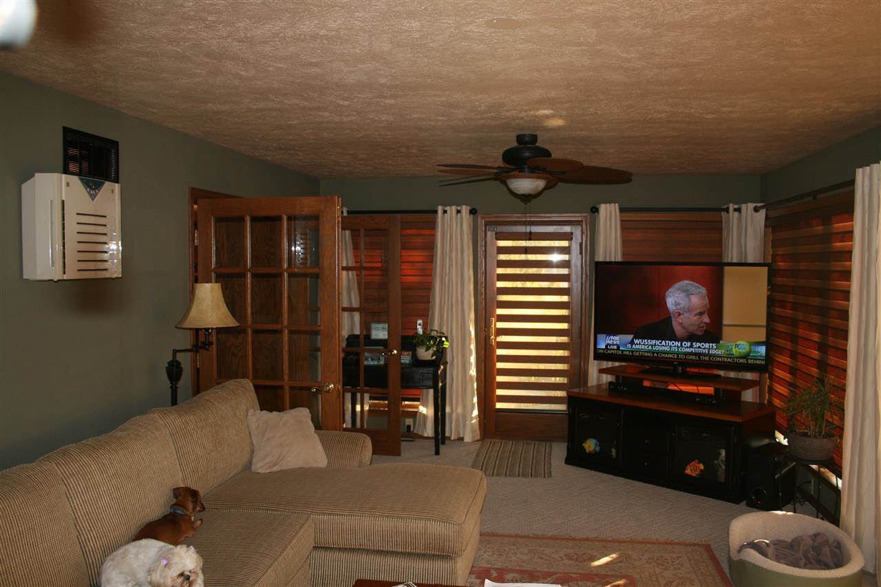 947 South Prairiewood Drive Rochester, IN 46975 - Photo 3 of 20 Gallery Image 3