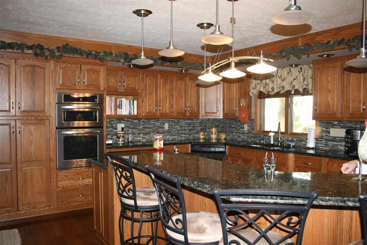 947 South Prairiewood Drive Rochester, IN 46975 - Photo 5 of 20 Gallery Image 5