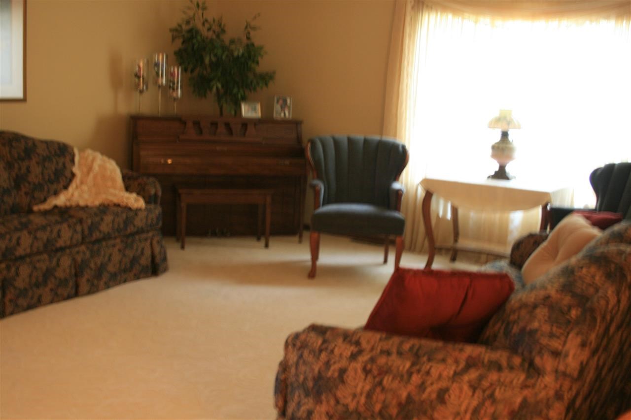 947 South Prairiewood Drive Rochester, IN 46975 - Photo 10 of 20 Gallery Image 10
