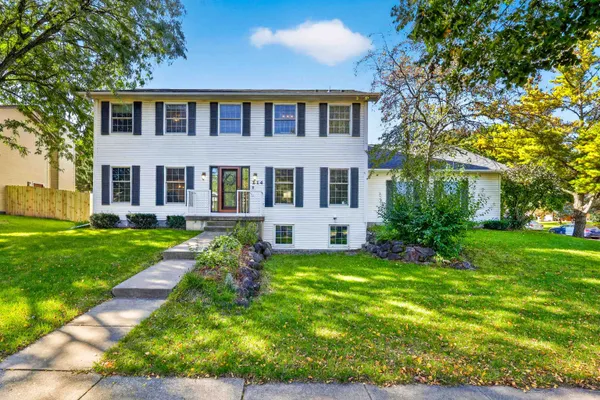 $739,900 | 214 North High Point Road, Madison, WI 53717