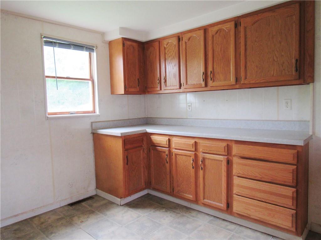 212 Terrace Avenue Apollo, PA 15613 - Photo 6 of 14