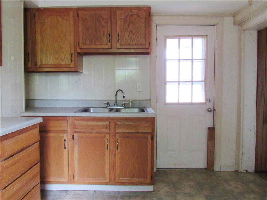 212 Terrace Avenue Apollo, PA 15613 - Photo 7 of 14