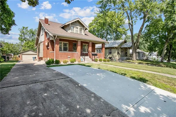 $374,900 | 4108 Adams Street, Kansas City, KS 66103