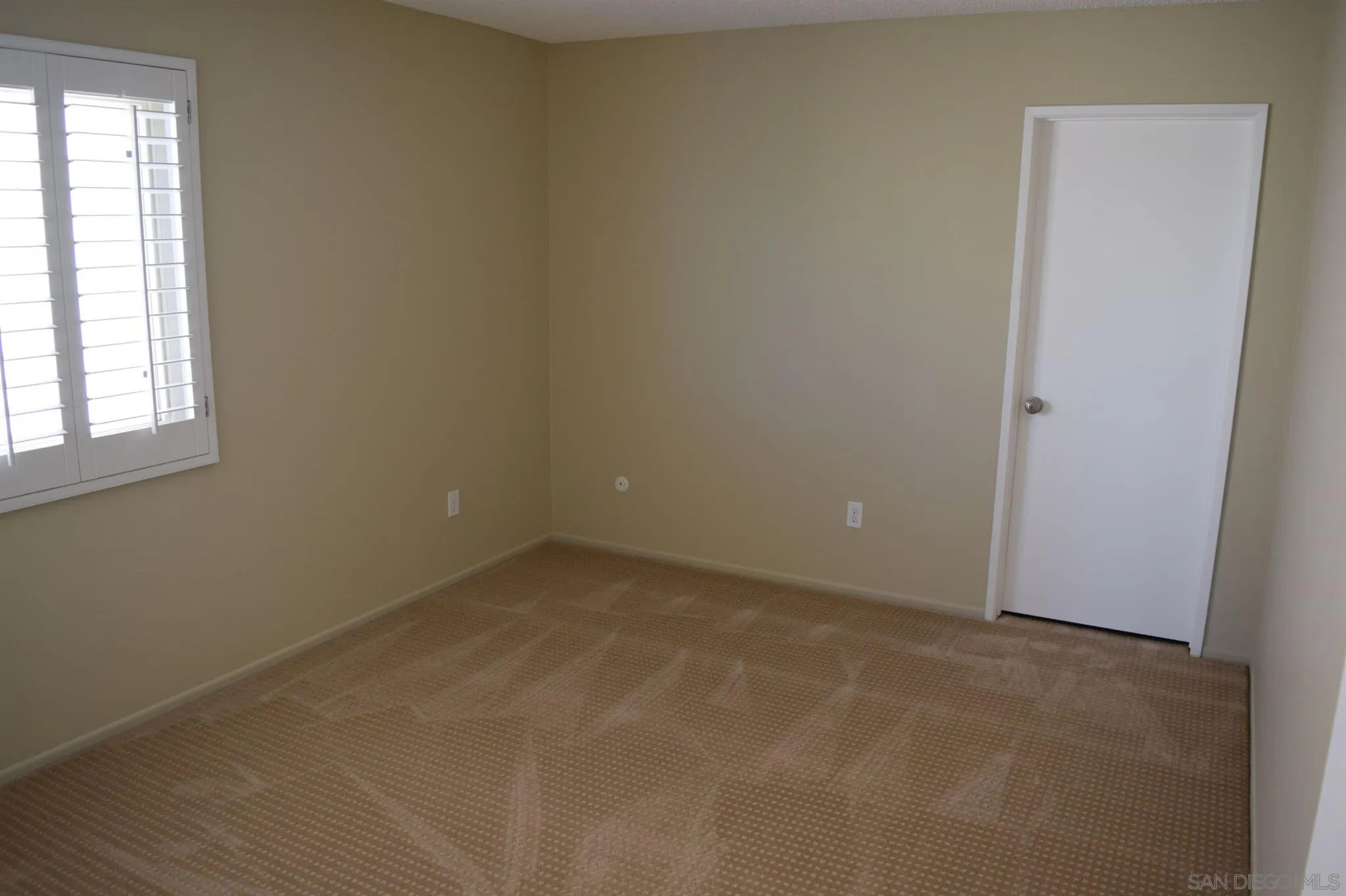 70 Trinidad Bend Coronado, CA 92118 - Photo 13 of 44 an empty room with a window