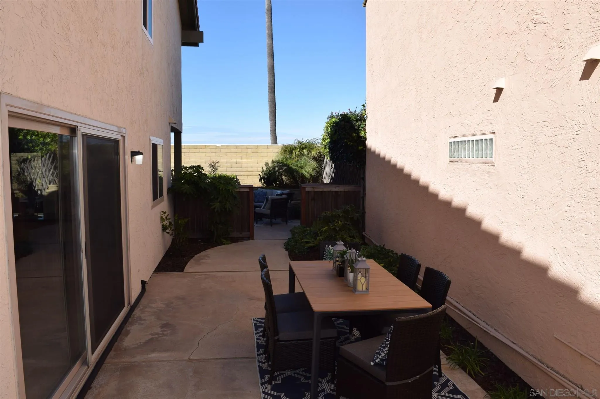 70 Trinidad Bend Coronado, CA 92118 - Photo 36 of 44 a balcony with table and chairs