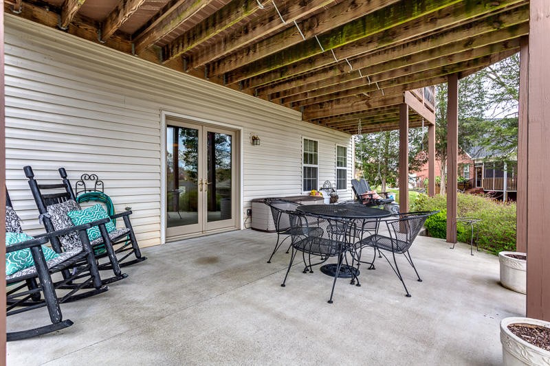 8126 Timberstone Lane Powell, TN 37849 - Photo 39 of 40 Gallery Image 39