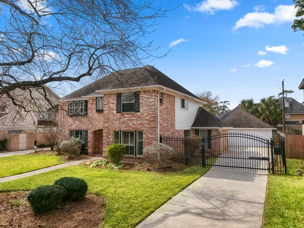 $399,500 | 16611 Brenton Oaks Drive, Spring, TX 77379