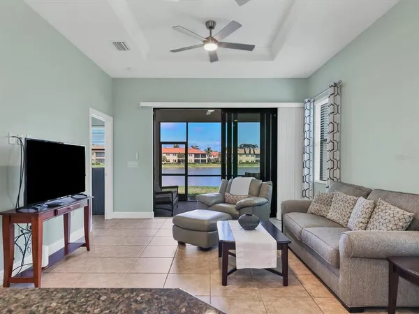 $3,000 | 10424 Crooked Creek Drive, Venice, FL 34293